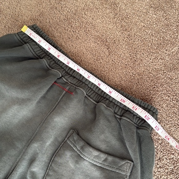 Mooji Mooji Sweat Shorts Aged Sage Green/Grey - Picture 9 of 10